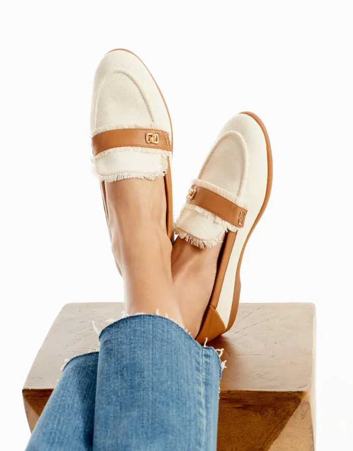 Aerosoles Comfortable Women039s Collapsible Back Loafer In Cream Canvas Fabric Canvas Fabric Cream Canvas Fabric Women Clogs and Mules