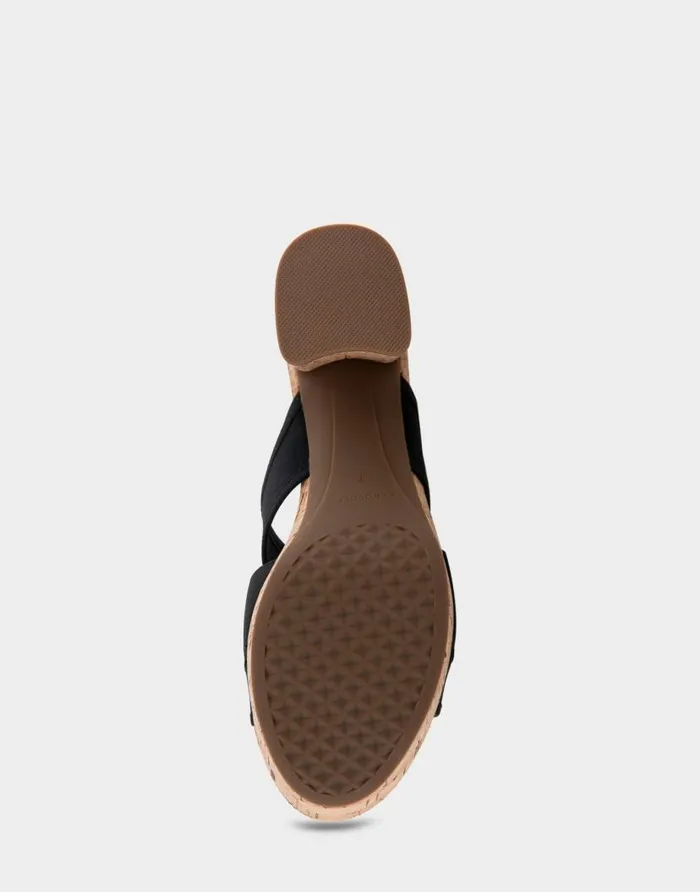 Aerosoles Comfortable Women039s Elastic Slide Platform Sandal In Black Elastic Combo Elastic Fabric Black Elastic Combo Women Platforms