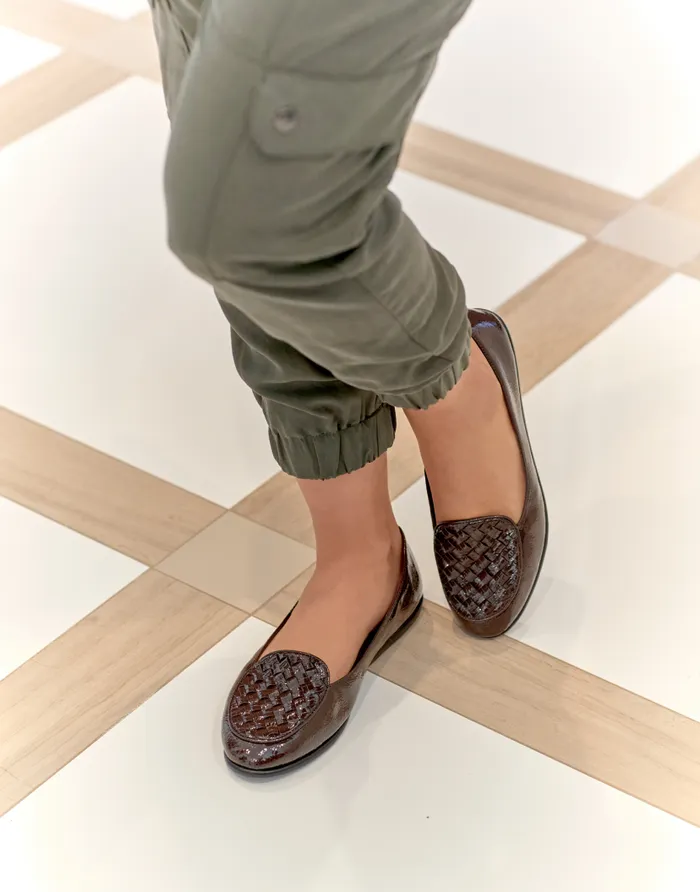 Aerosoles Comfortable Women039s Loafer In Tan Faux Leather Tan Faux Leather Women Clogs and Mules Aerosoles Comfortable Women039s Loafer In Tan Faux Leather Tan Faux Leather Women Clogs and Mules