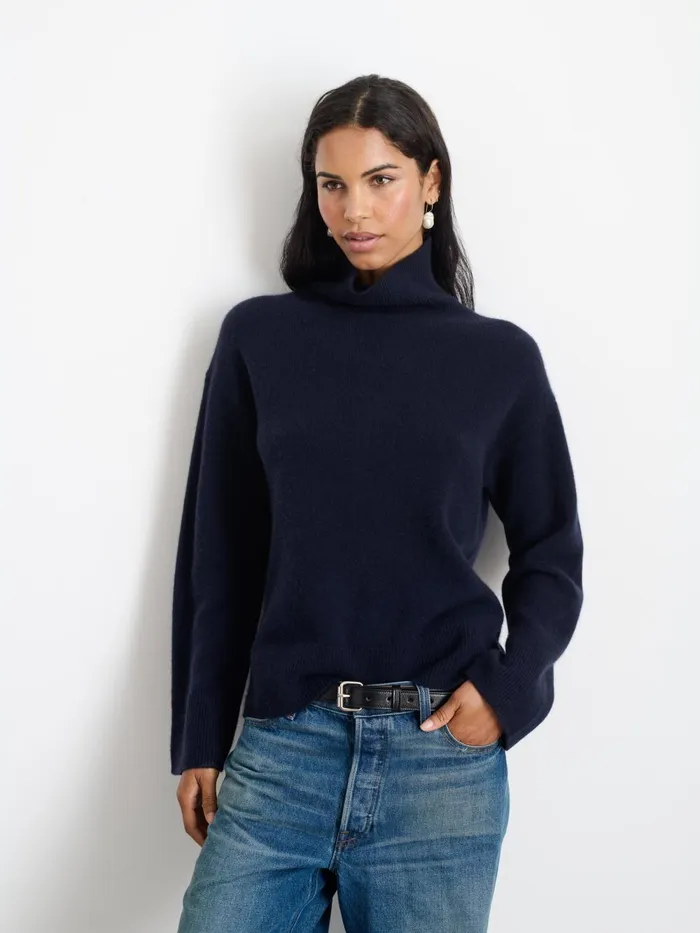 Alex Mill Sweaters Women Cecile Turtleneck In Cashmere Navy