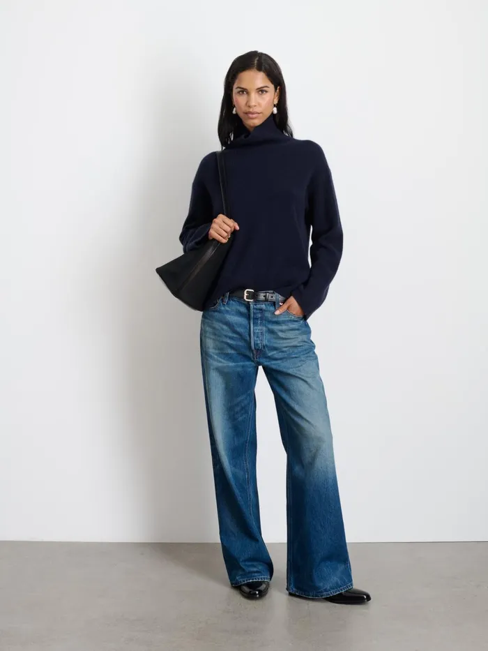 Alex Mill Sweaters Women Cecile Turtleneck In Cashmere Navy