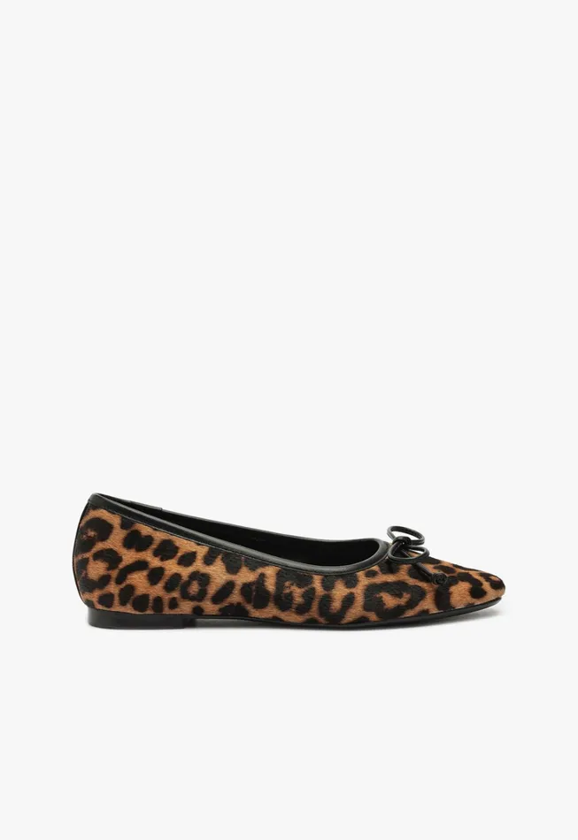 Arissa Wild Flat Black Women Schutz Shoes Ballerinas