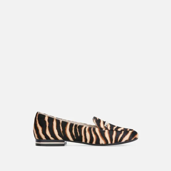 Balance Loafer Bar Graphic Zebra Women Kenneth Cole Flats