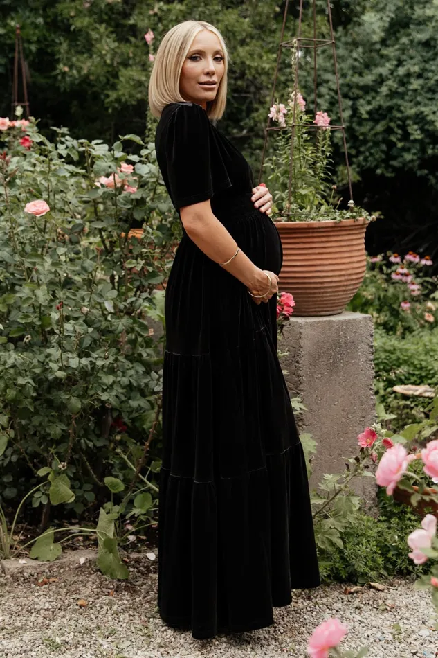 Baltic Born Bump Friendly Women Artemis Velvet Maxi Dress Black