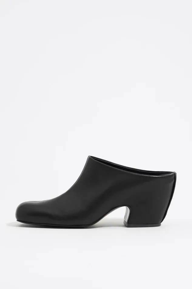 Black Leather Heeled Clog Black Women Bimba Y Lola Court Shoes