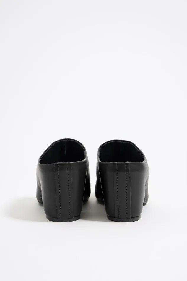 Black Leather Heeled Clog Black Women Bimba Y Lola Court Shoes Black Leather Heeled Clog Black Women Bimba Y Lola Court Shoes