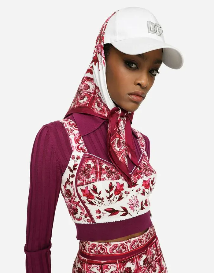 Dolce and Gabbana Hats And Gloves Women Baseball Cap With Majolicaprint Scarf Multicolor Dolce and Gabbana Hats And Gloves Women Baseball Cap With Majolicaprint Scarf Multicolor