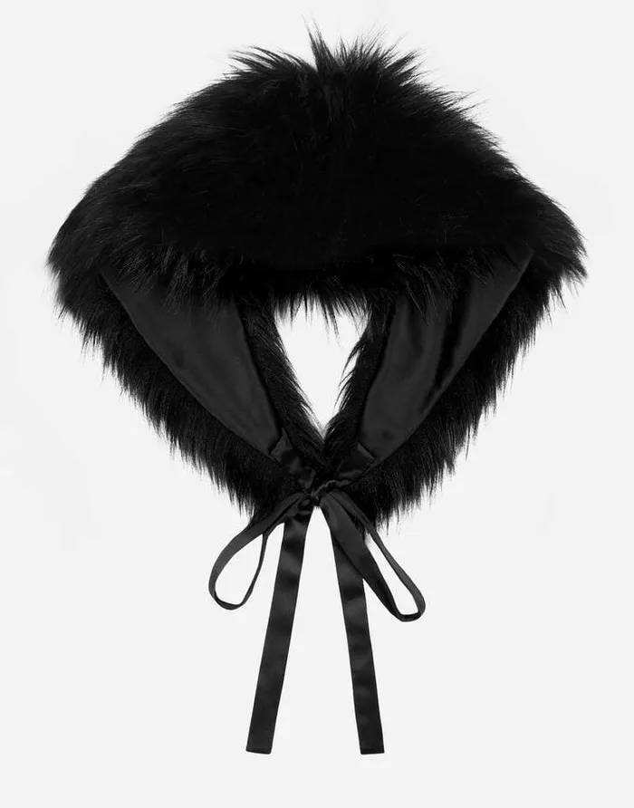 Dolce and Gabbana Scarves And Silks Women Faux Fur Collar Black Dolce and Gabbana Scarves And Silks Women Faux Fur Collar Black