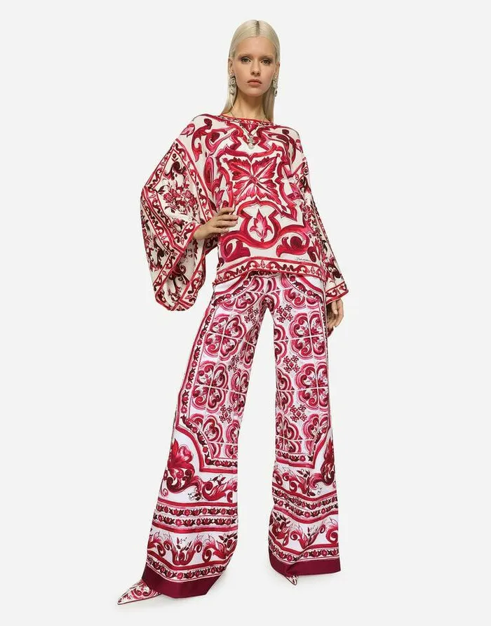 Dolce and Gabbana Shirts And Tops Women Majolicaprint Charmeuse Blouse Multicolor Dolce and Gabbana Shirts And Tops Women Majolicaprint Charmeuse Blouse Multicolor