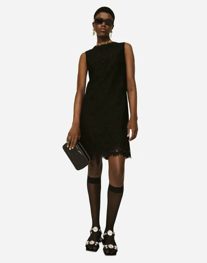 Dolce and Gabbana Shoulder And Crossbody Bags Women Small Calfskin DG Logo Bag Camera Bag Black Dolce and Gabbana Shoulder And Crossbody Bags Women Small Calfskin DG Logo Bag Camera Bag Black