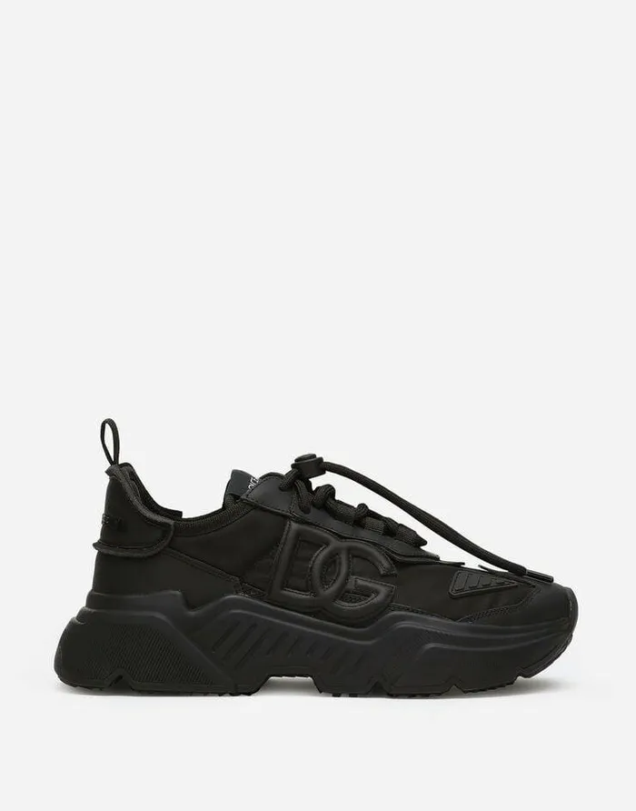 Dolce and Gabbana Sneakers Women Mixedmaterials Daymaster Sneakers Black