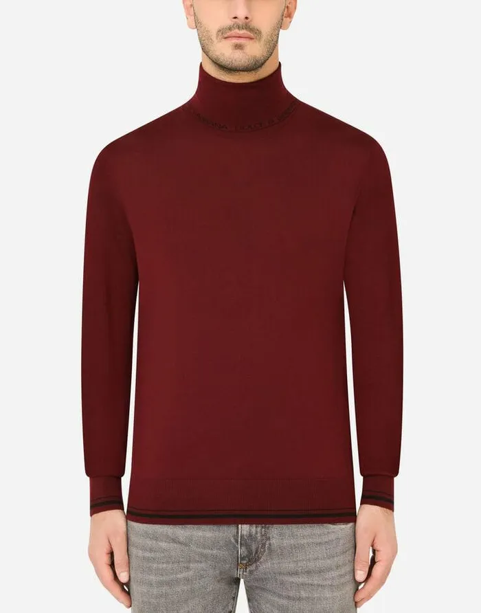 Dolce and Gabbana Sweaters And Cardigans Men Wool Turtleneck Sweater With Jacquard Logo Bordeaux Dolce and Gabbana Sweaters And Cardigans Men Wool Turtleneck Sweater With Jacquard Logo Bordeaux