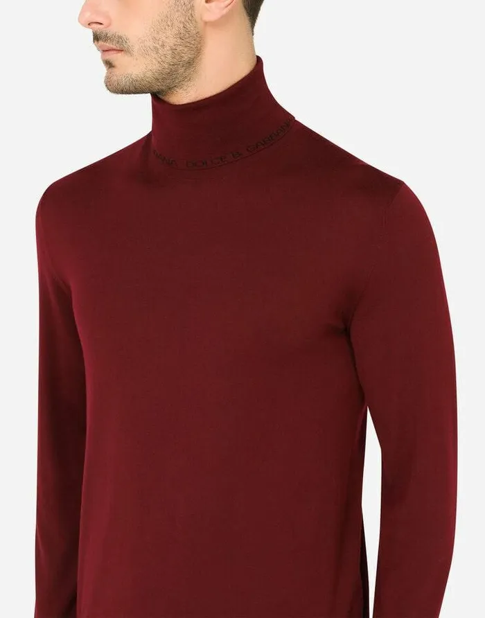 Dolce and Gabbana Sweaters And Cardigans Men Wool Turtleneck Sweater With Jacquard Logo Bordeaux Dolce and Gabbana Sweaters And Cardigans Men Wool Turtleneck Sweater With Jacquard Logo Bordeaux