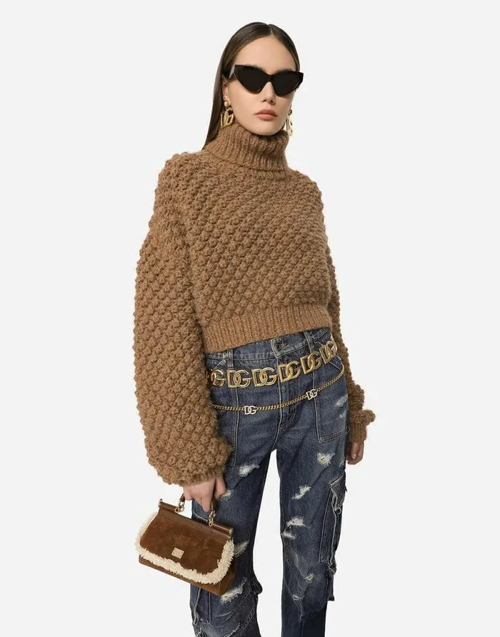 Dolce and Gabbana Sweaters And Cardigans Women Hazelnutstitch Alpaca Turtleneck Sweater Beige Dolce and Gabbana Sweaters And Cardigans Women Hazelnutstitch Alpaca Turtleneck Sweater Beige