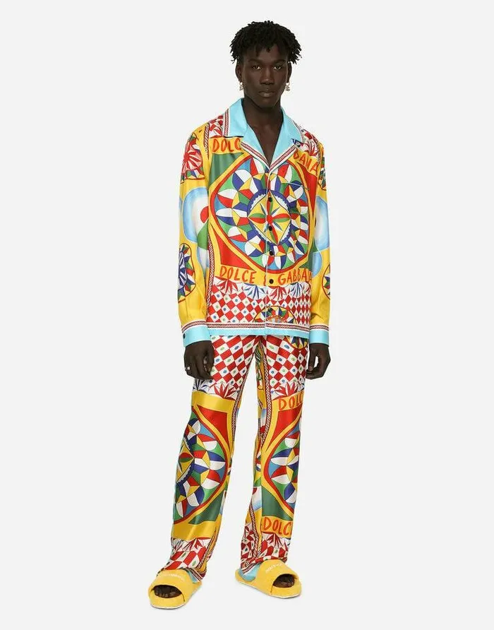 Dolce and Gabbana Trousers And Shorts Men Carrettoprint Silk Twill Jogging Pants Red Dolce and Gabbana Trousers And Shorts Men Carrettoprint Silk Twill Jogging Pants Red