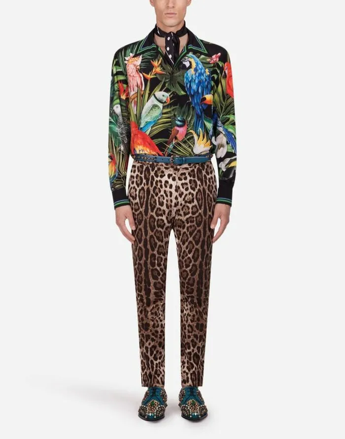 Dolce and Gabbana Trousers And Shorts Men Cotton Stretch Pants With Leopard Print Multicolor Dolce and Gabbana Trousers And Shorts Men Cotton Stretch Pants With Leopard Print Multicolor
