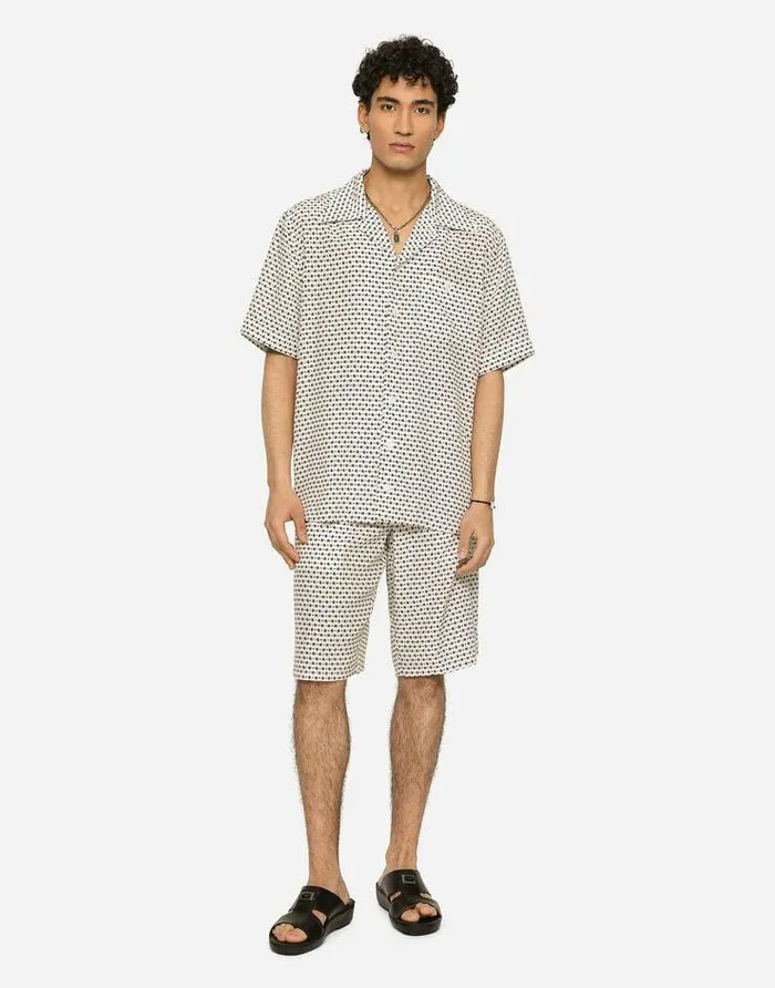 Dolce and Gabbana Trousers And Shorts Men Crepe De Chine Jogging Shorts With DG Logo Print White Dolce and Gabbana Trousers And Shorts Men Crepe De Chine Jogging Shorts With DG Logo Print White