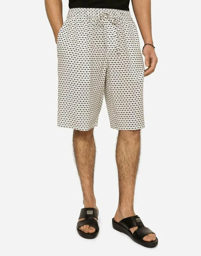 Dolce and Gabbana Trousers And Shorts Men Crepe De Chine Jogging Shorts With DG Logo Print White Dolce and Gabbana Trousers And Shorts Men Crepe De Chine Jogging Shorts With DG Logo Print White