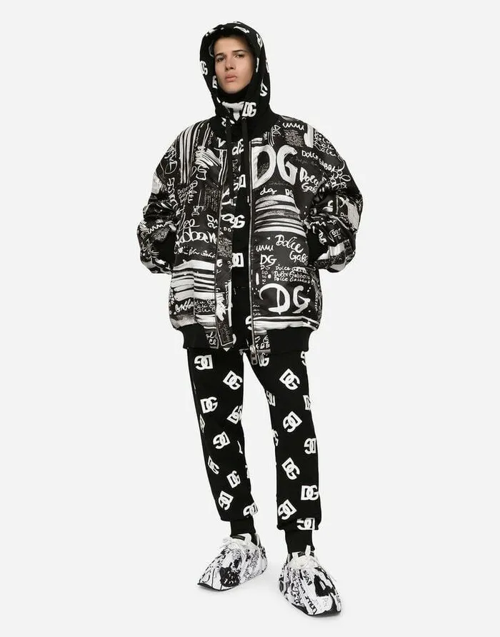 Dolce and Gabbana Trousers And Shorts Men Jersey Jogging Pants With DG Logo Print Multicolor Dolce and Gabbana Trousers And Shorts Men Jersey Jogging Pants With DG Logo Print Multicolor
