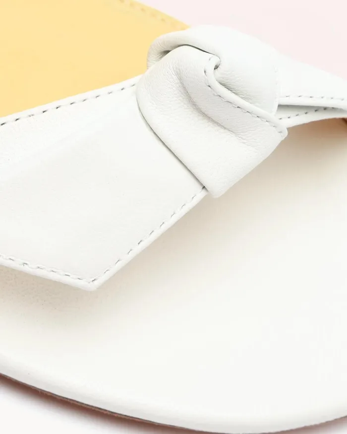 Flats Women Alexandre Birman Clarita Flat Sandal In Nappa Leather Alexandre Birman White