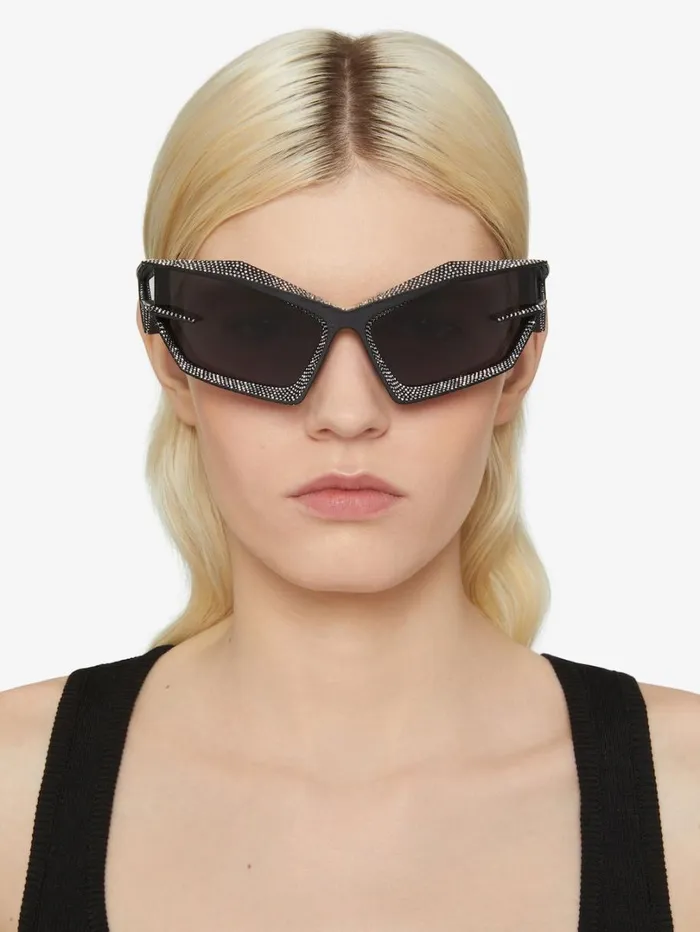 Givenchy Giv Cut Unisex Sunglasses With Crystals Black WomenMen Sunglasses Givenchy Giv Cut Unisex Sunglasses With Crystals Black WomenMen Sunglasses