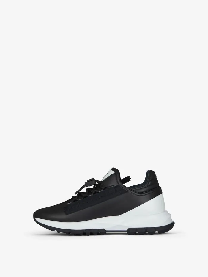 Givenchy Spectre Runner Sneakers In Synthetic Leather Blackwhite Women Shark Lock Givenchy Spectre Runner Sneakers In Synthetic Leather Blackwhite Women Shark Lock