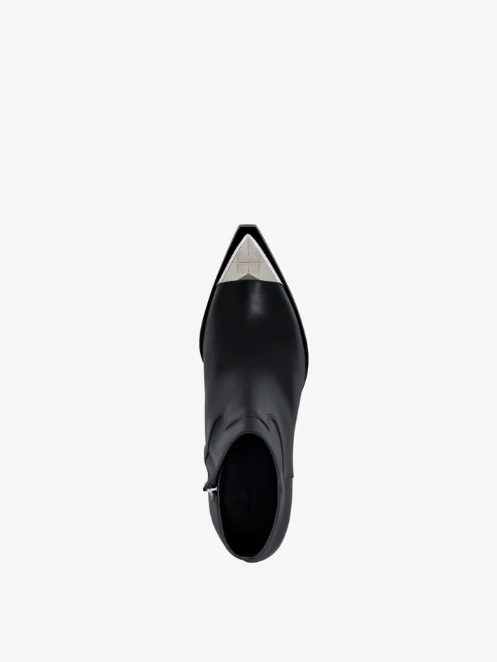 Givenchy Western Ankle Boots In Leather Black Women Boots and Booties Givenchy Western Ankle Boots In Leather Black Women Boots and Booties
