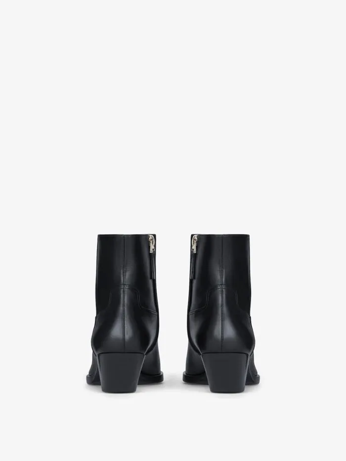 Givenchy Western Ankle Boots In Leather Black Women Boots and Booties Givenchy Western Ankle Boots In Leather Black Women Boots and Booties