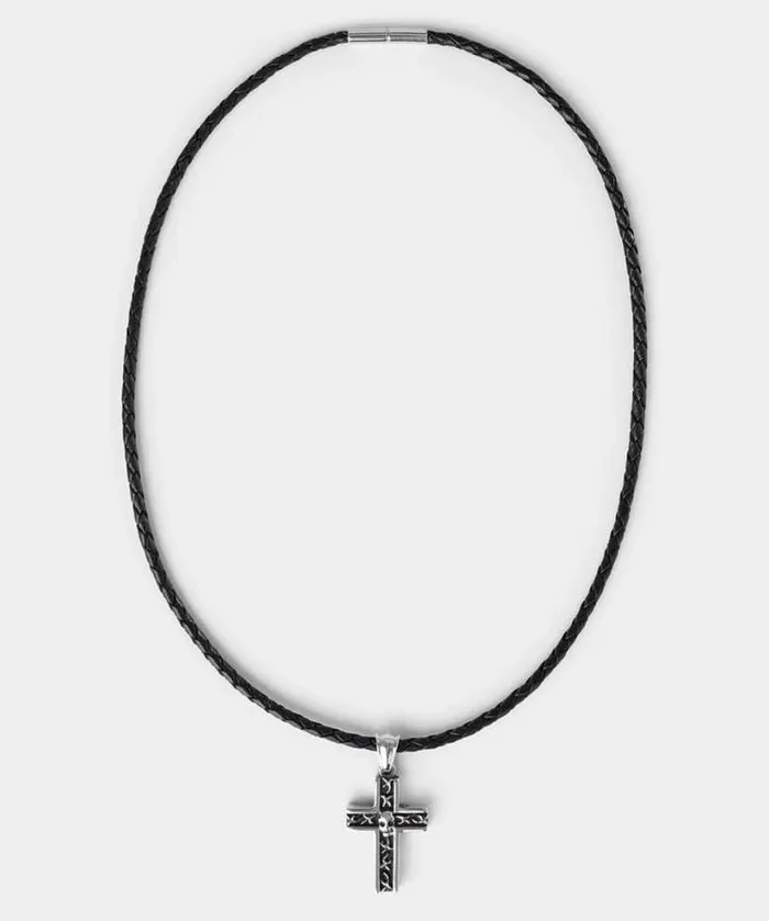 Joe Browns Accessories and Jewellery Men Stainless Steel Skull Necklace Silver