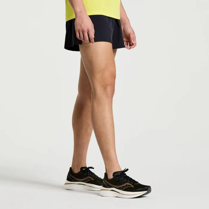 Men Outpace 25034 Split Short Black Saucony Bottoms