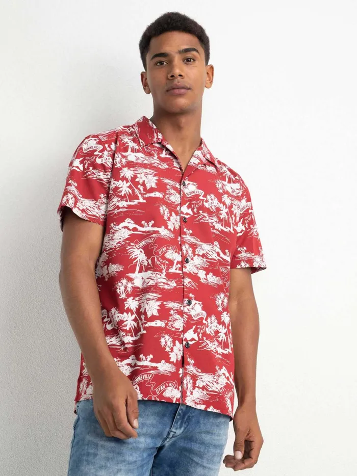 Men Shirts Petrol Industries Bonneville ShortSleeved Shirt Fire Red