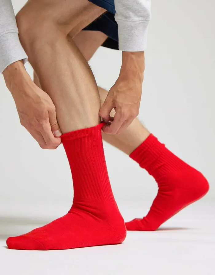 Men Socks and Colorful Standard Organic Active Sock Magenta Blaze