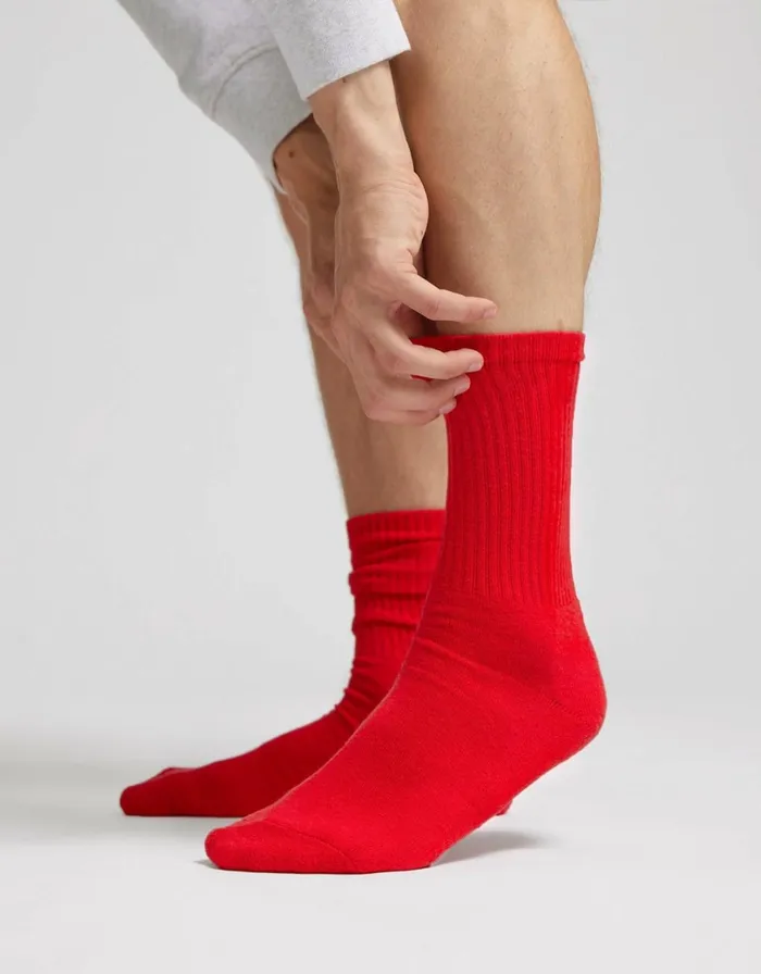 Men Socks and Colorful Standard Organic Active Sock Magenta Blaze
