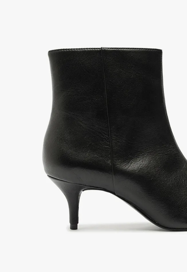 Mikki Mid Bootie Black Women Schutz Shoes Booties