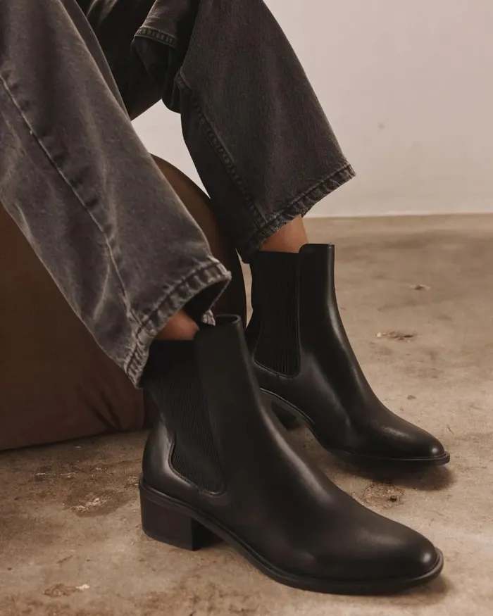 NOVO Shoes Ankle Boots Women DESIGNATION BLACK Slip On Boots