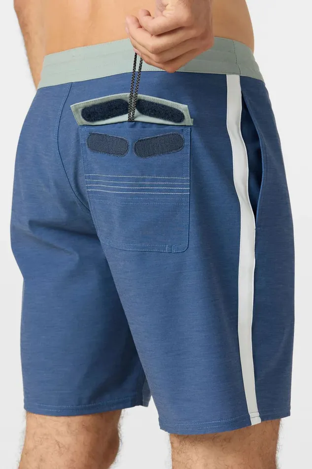 OG SIDELINE CRUZER 18034 BOARDSHORTS Men O039NEILL Featured