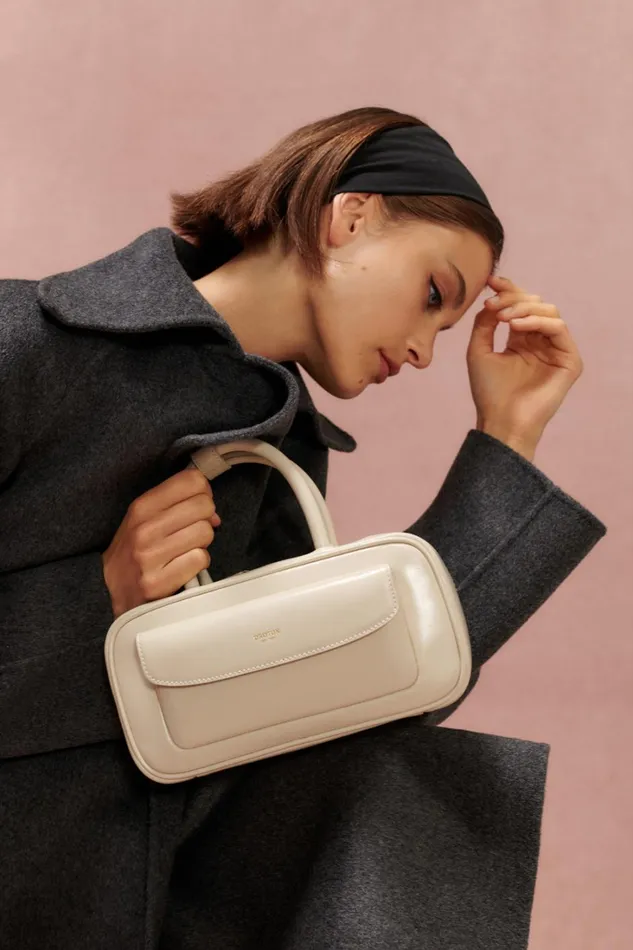 Oroton Izzie Small Bowler Clotted Cream Women Mini Bags Oroton Izzie Small Bowler Clotted Cream Women Mini Bags