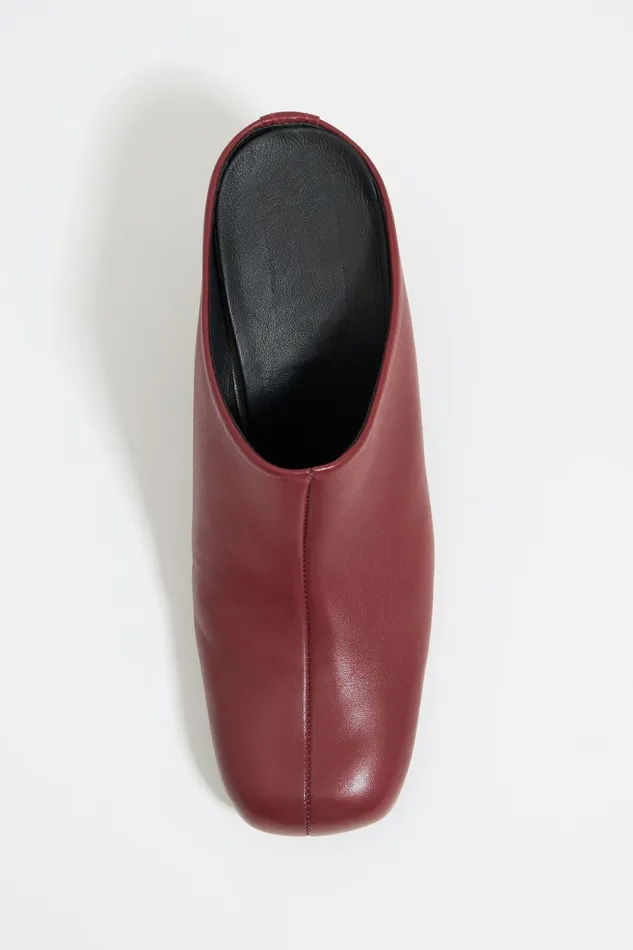 Red Leather Heeled Clog Red Women Bimba Y Lola Court Shoes Red Leather Heeled Clog Red Women Bimba Y Lola Court Shoes
