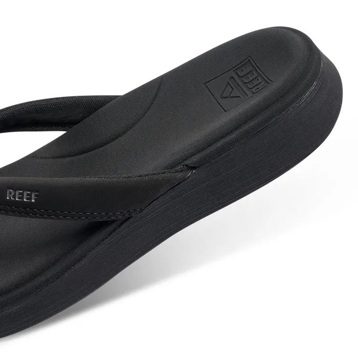 Reef Flip Flops Cushion Cloud Black 8211 Women Reef Flip Flops Cushion Cloud Black 8211 Women
