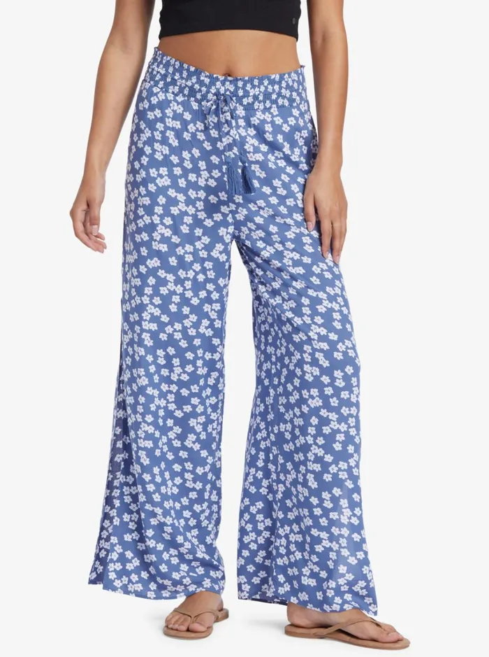 Roxy Pants and Jeans Tropical Rhythm Beach Pants Bijou Blue Floral Delight 8211 Women Roxy Pants and Jeans Tropical Rhythm Beach Pants Bijou Blue Floral Delight 8211 Women