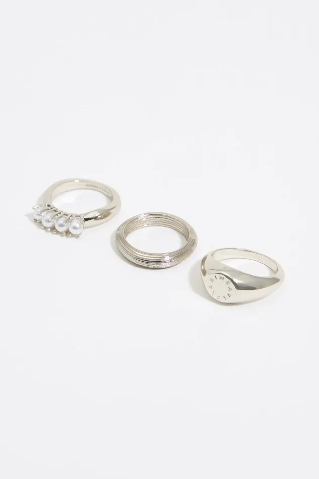 Set Of Three Pearl Silver Rings Antique Silver Women Bimba Y Lola Jewelry