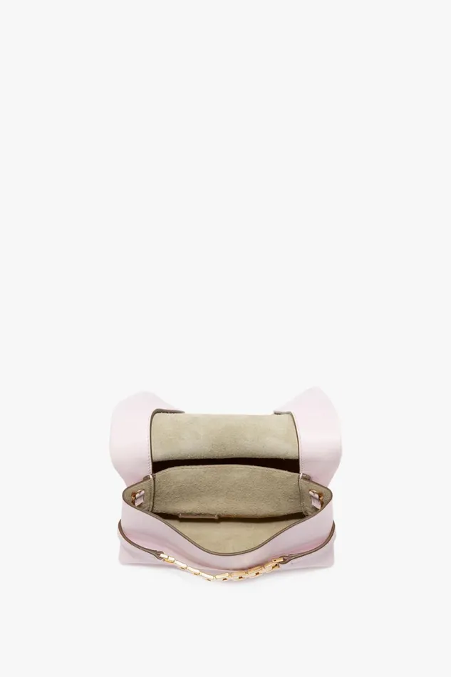 Shoulder Bags Women Victoria Beckham Exclusive Mini Chain Pouch With Long Strap In Bubblegum Pink Leather Shoulder Bags Women Victoria Beckham Exclusive Mini Chain Pouch With Long Strap In Bubblegum Pink Leather