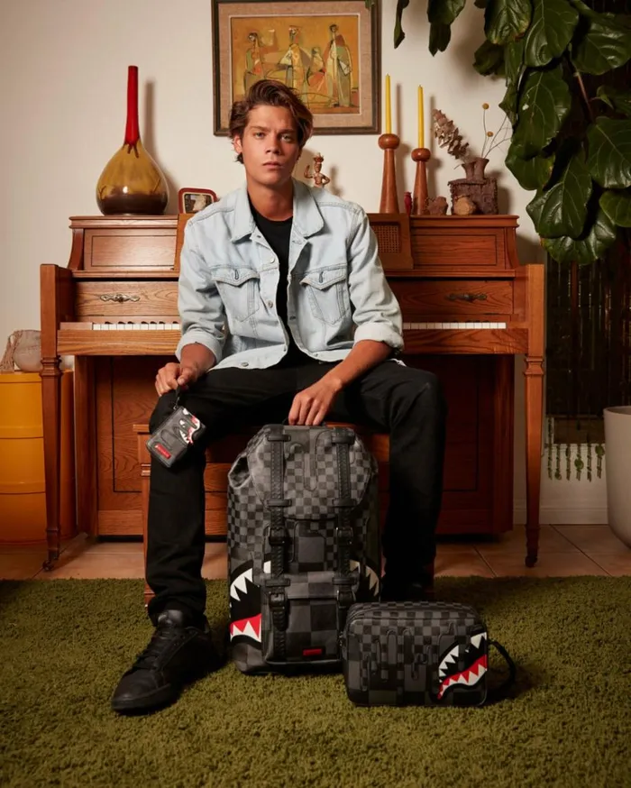 SPRAYGROUND XTC GREY SHARKS IN PARIS WALLET Bags SPRAYGROUND XTC GREY SHARKS IN PARIS WALLET Bags