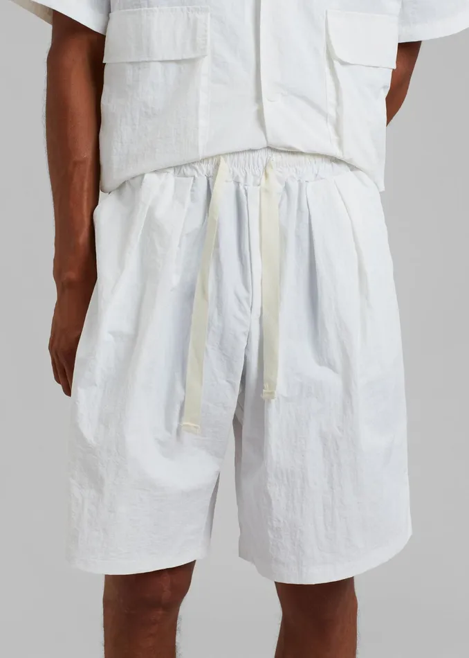 The Frankie Shop Bottoms Axel Shorts 8211 White 8211 Men