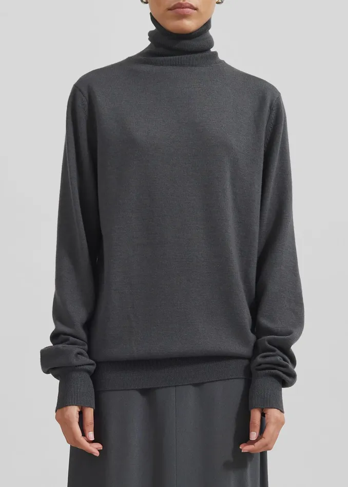 The Frankie Shop Knitwear Eve Thin Turtleneck Sweater 8211 Light Khaki 8211 Women