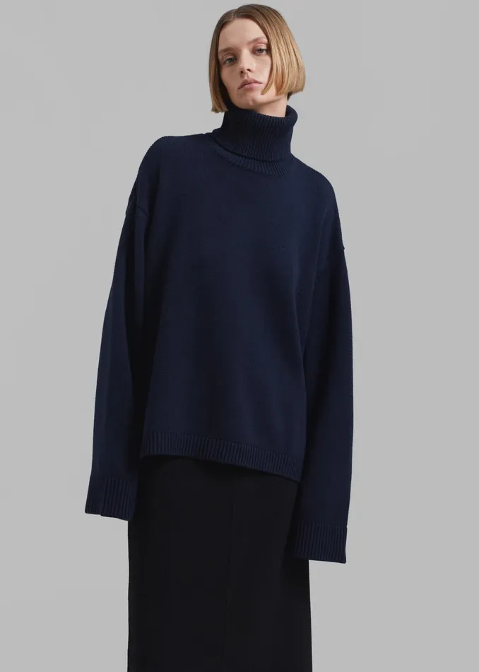 The Frankie Shop Knitwear Rhea Trapeze Turtleneck 8211 Navy 8211 Women