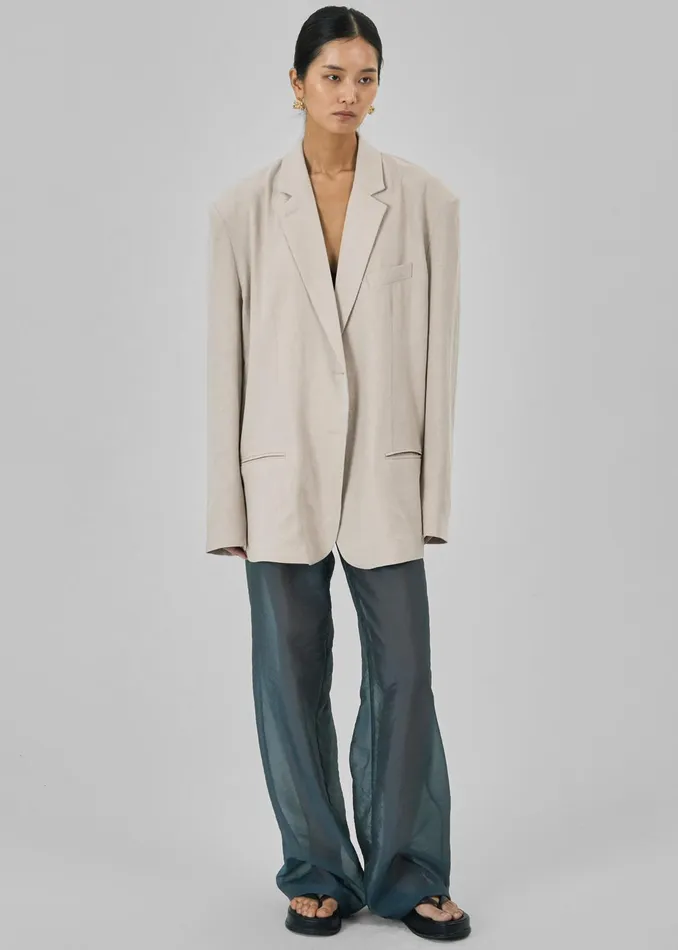 The Frankie Shop Outerwear Keenan Linen Oversized Blazer 8211 Sand 8211 Women