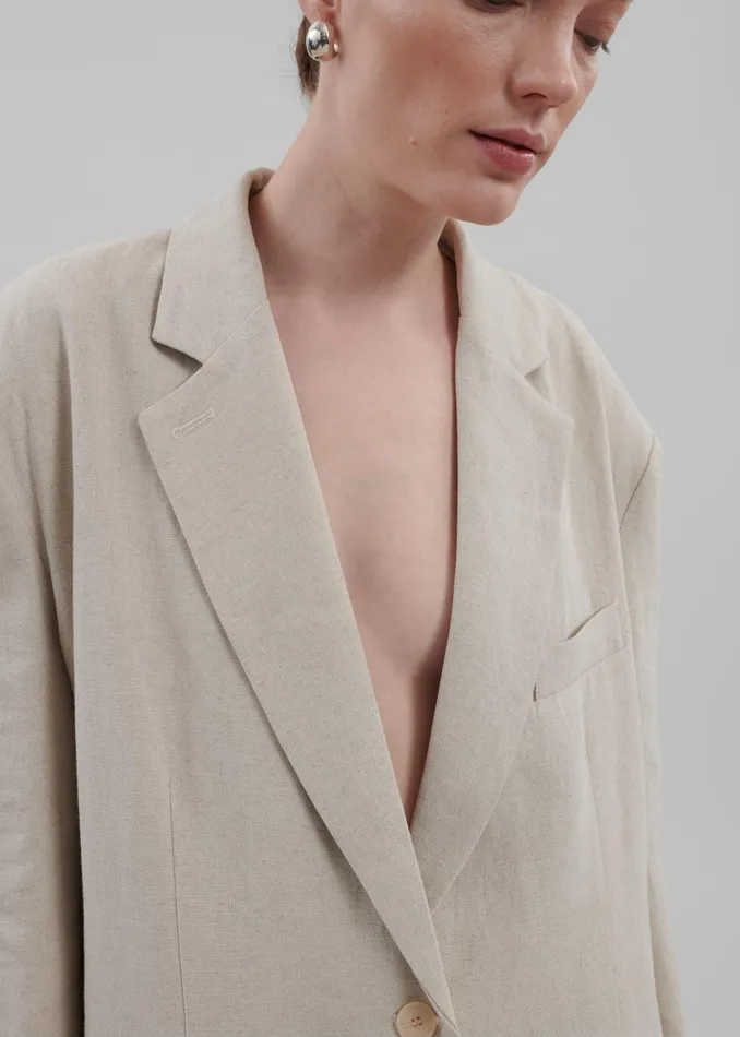The Frankie Shop Outerwear Keenan Linen Oversized Blazer 8211 Sand 8211 Women