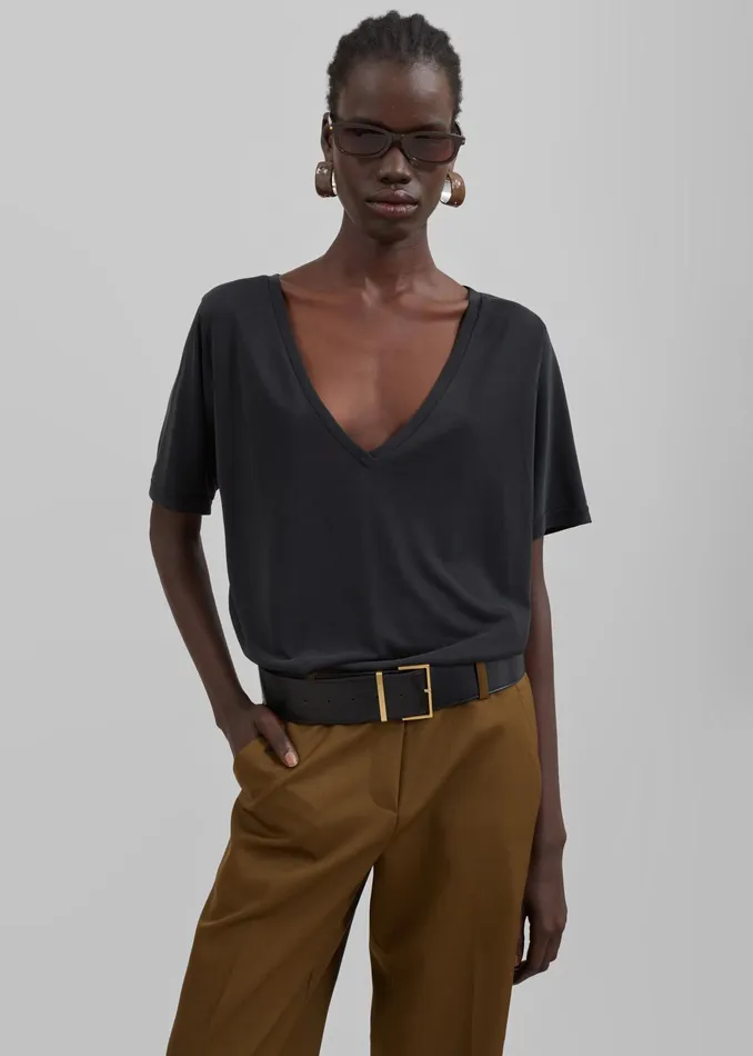 The Frankie Shop Tops Asten VNeck TShirt 8211 Black 8211 Women