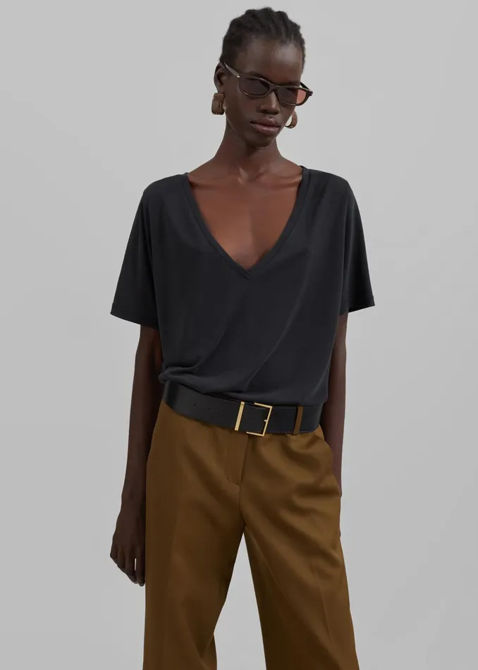 The Frankie Shop Tops Asten VNeck TShirt 8211 Black 8211 Women